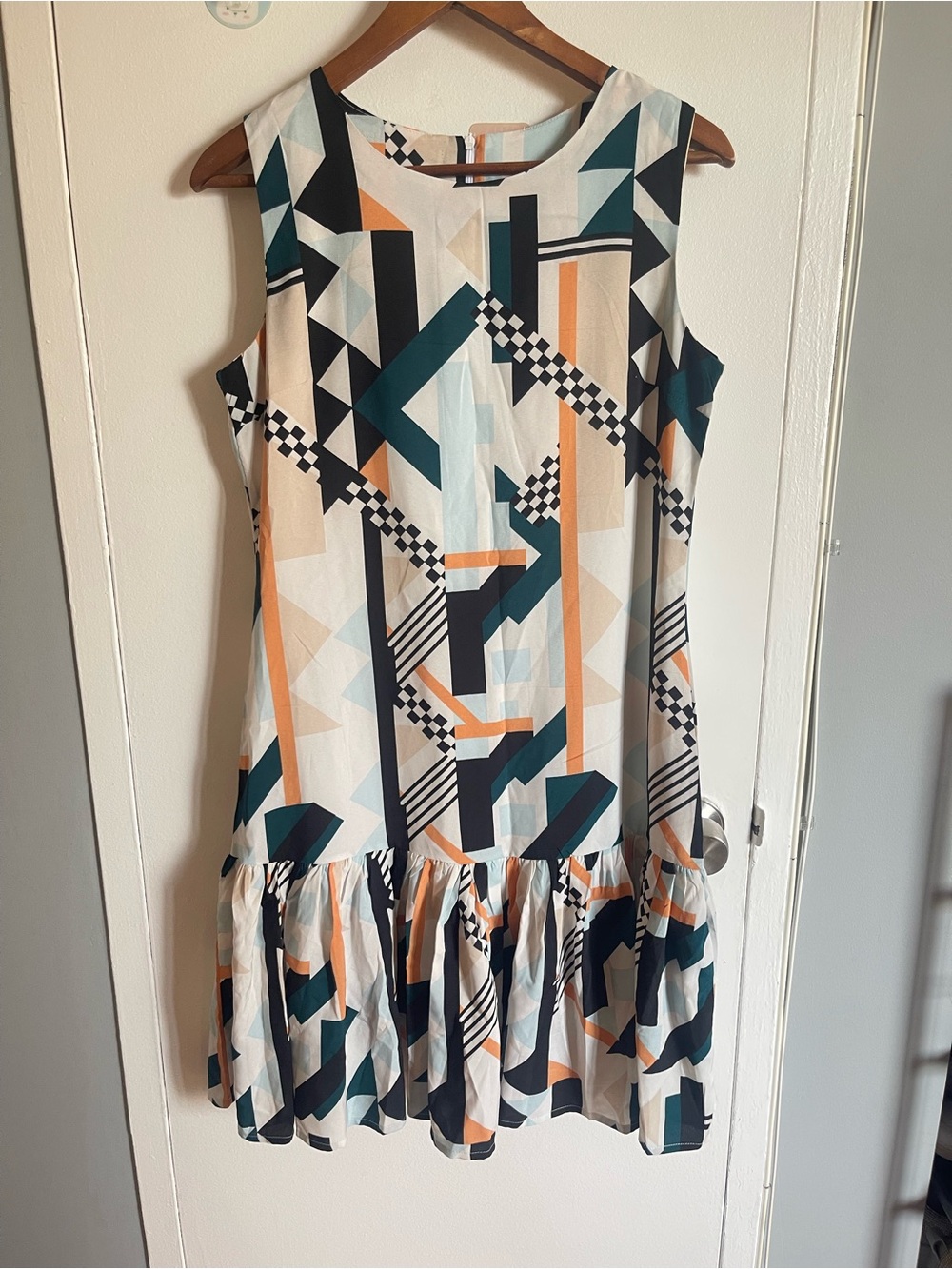 Nwt Sleeveless Geometric Print Summer Dress in Cream & Teal Size M Light Dress